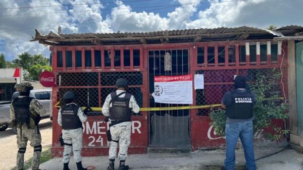 Aseguran drogas, armas y vehículos en cuatro cateos; detienen a 4