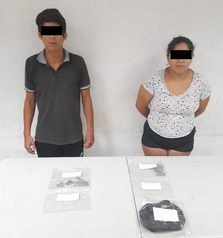 Aseguran drogas y detienen a tres personas en Chetumal y Playa del Carmen, la FGE en coordinación con la Sedena Guardia Nacional llevaron a cabo cateos.