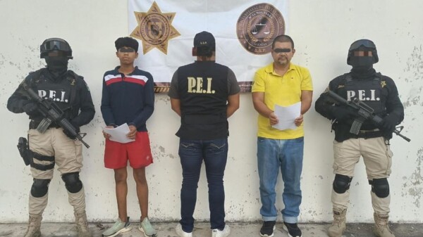 Detienen a dos por robo a mano armada a comercializadora en Kanasín