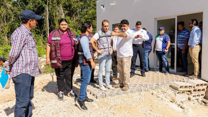 Diego Castañón supervisa nuevas casas de salud en Chemuyil, Macario Gómez y Manuel Antonio Ay