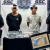 Capturan a dos empistolados con droga en Playa del Carmen