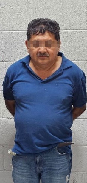 Detienen en Cozumel a sujeto implicado en robo de celulares; Amílcar del Salvador “N” intentó agredir a policías durante su aseguramiento.