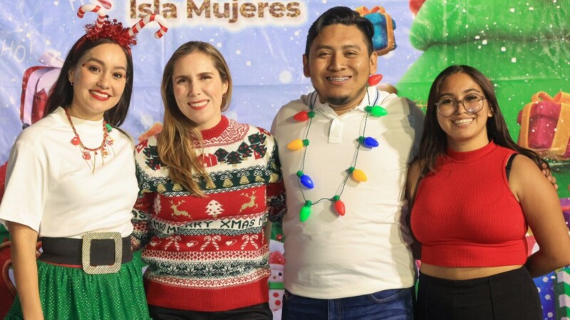 Atenea Gómez Ricalde celebra la Navidad con las juventudes de Isla Mujeres