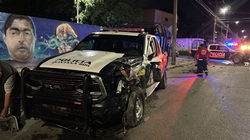 Chocan patrullas y automovilista durante una persecución