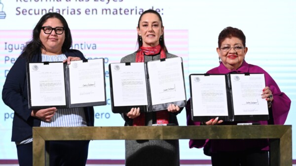 Firman 7 leyes secundarias en beneficio de las mujeres