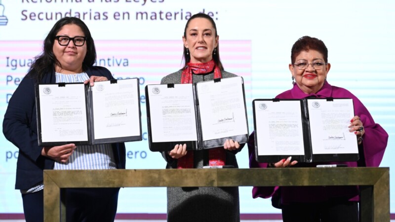 Firman 7 leyes secundarias en beneficio de las mujeres