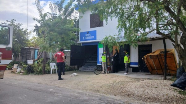 Empleado de un bar sufre quemaduras por el estallido de un tanque en Chetumal