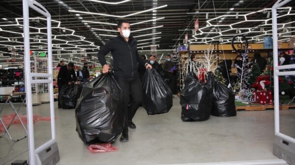 Decomisan 3 millones de piezas, es el mayor golpe a la fayuca