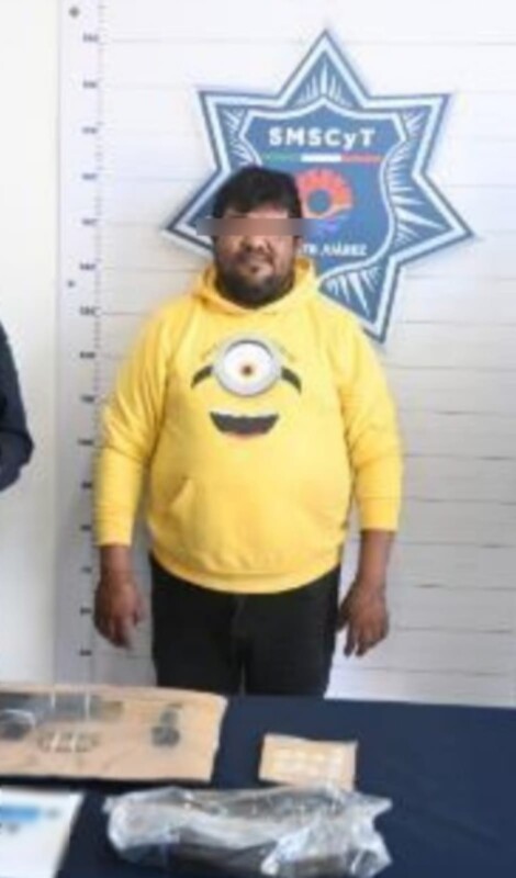 Decomisan arma y droga a un sujeto en la Supermanzana 259 de Cancún; Carlos “N” fue detectado en un patrullaje de prevención de delitos.