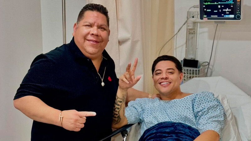 Eduin Caz es sometido a cirugía por problema en sus cuerdas vocales