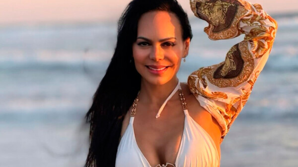 Maribel Guardia da la bienvenida al 2025 con espectacular figura