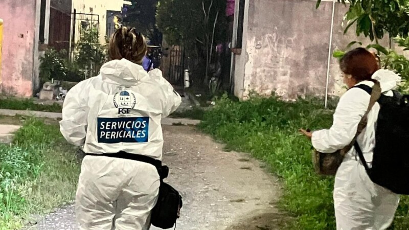 Atacan con armas de fuego a tres hombres en Cancún