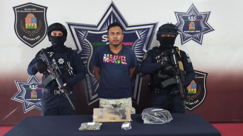 Detienen a narcomenudista armado en la zona de playa Mujeres