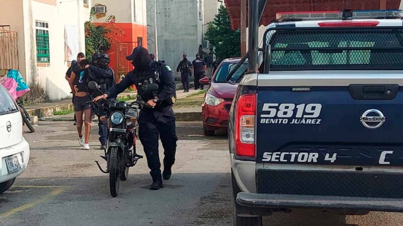Detienen a presuntos ladrones en Cancún tras detonaciones de arma