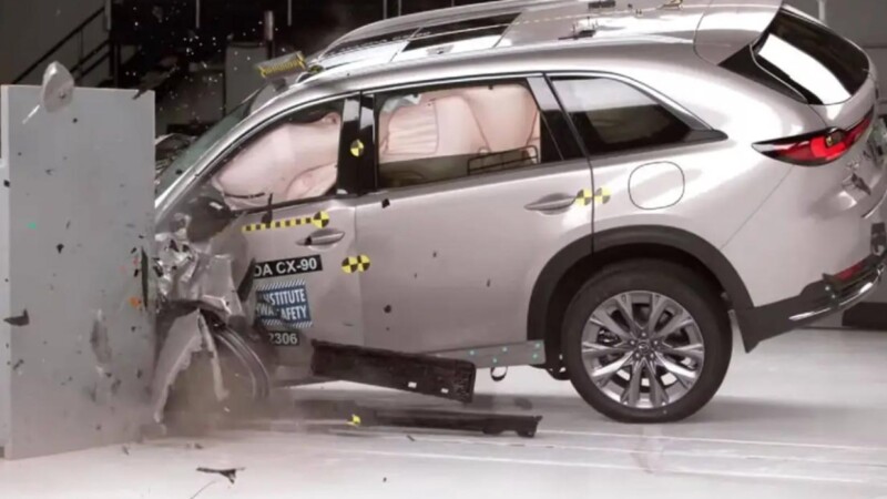 Mas de cinco mil vehículos Mazda en México podrían presentar fallas: Profeco