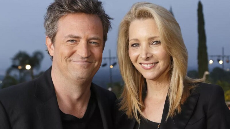 Lisa Kudrow encuentra nota de Matthew Perry oculta por 20 años