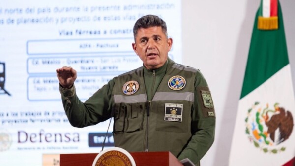 Tren CDMX-AIFA pasa a militares, por atraso del concesionario