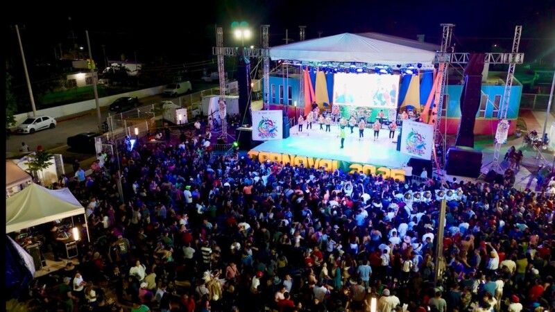 Exitoso cierre del Carnaval Isla Mujeres en Zona Continental con la cumbia de Paleto