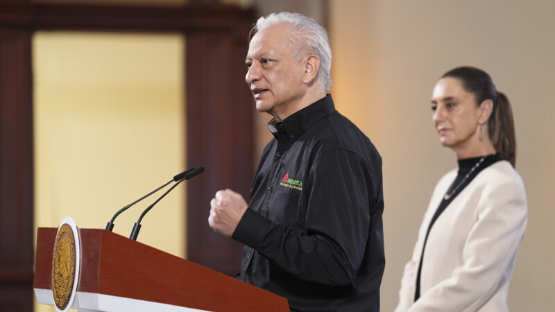 Apuesta Sheinbaum a soberanía energética; plan para Pemex