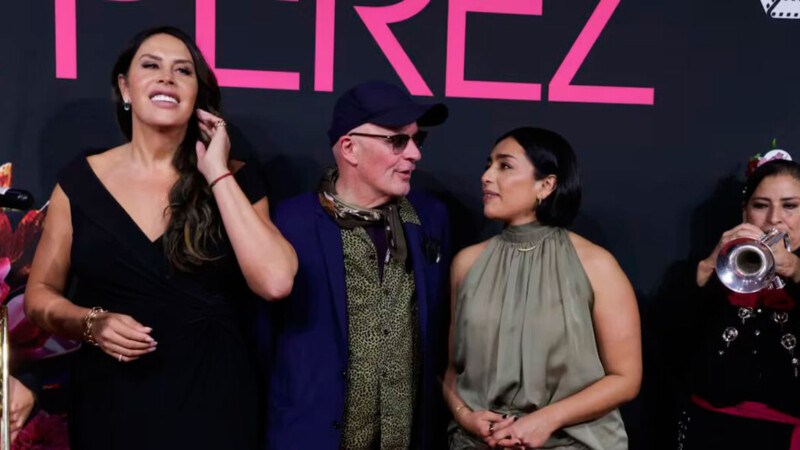 "Se esta haciendo la víctima": Director de Emilia Pérez rompe el silencio sobre polémica de Karla Sofía Gascón