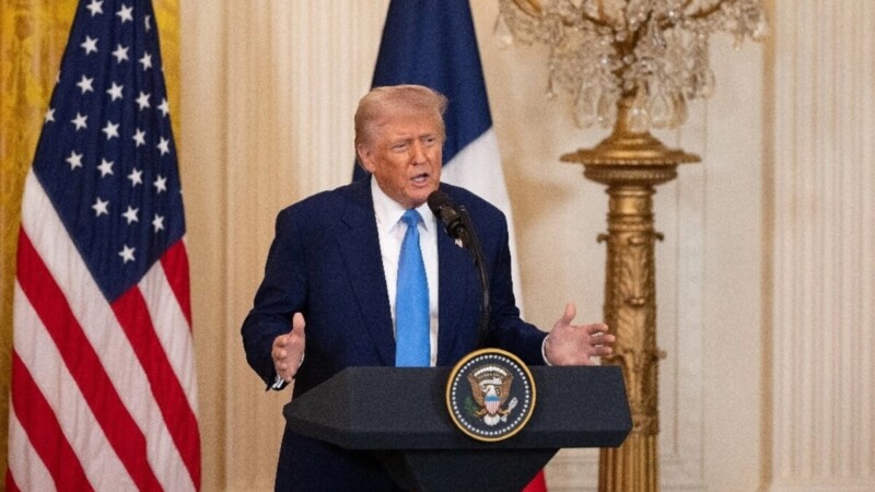 Aranceles a México y Canadá “siguen adelante”: Trump