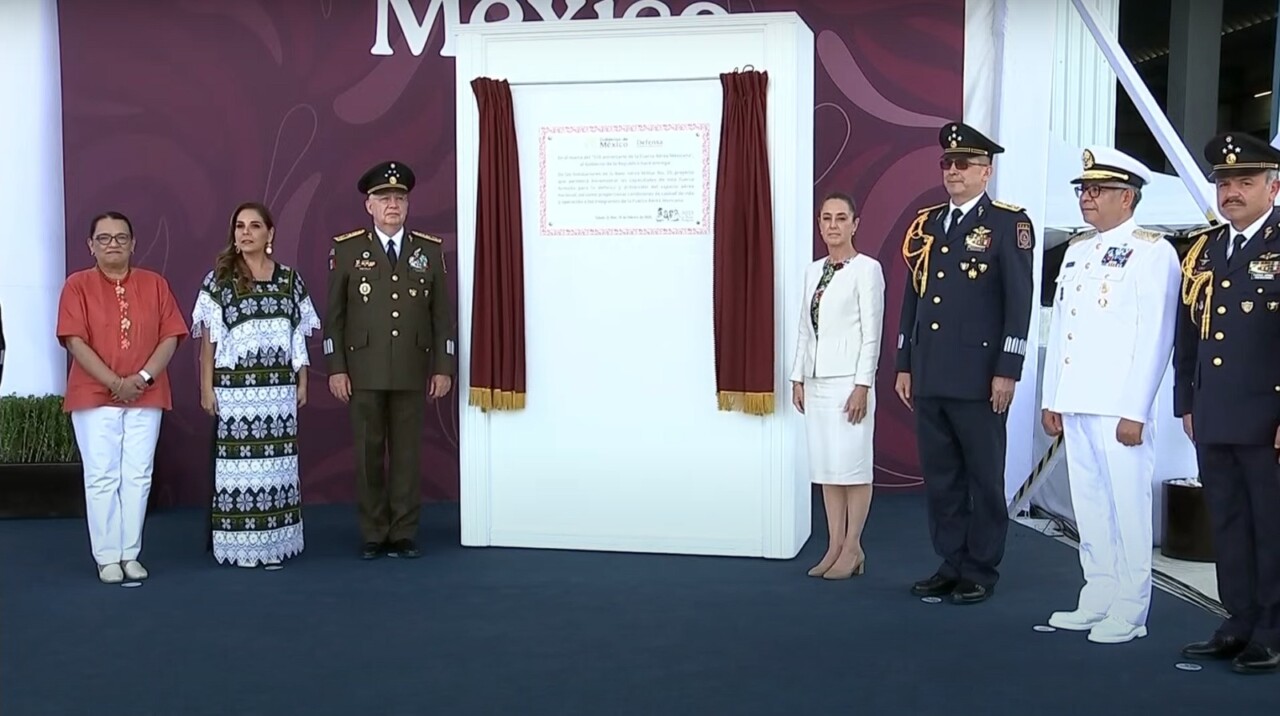 En el marco del 110 aniversario de la FAM, inauguró la Base Aérea Militar No. 20 en el Aeropuerto Internacional “Felipe Carrillo Puerto” de Tulum.