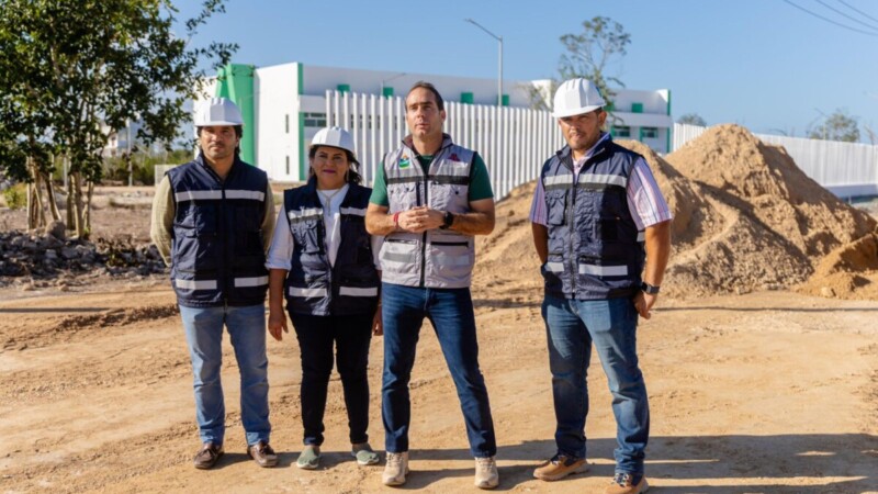 Diego Castañón muestra importante avance en obra del circuito de acceso a la Universidad Tecnológica de Tulum