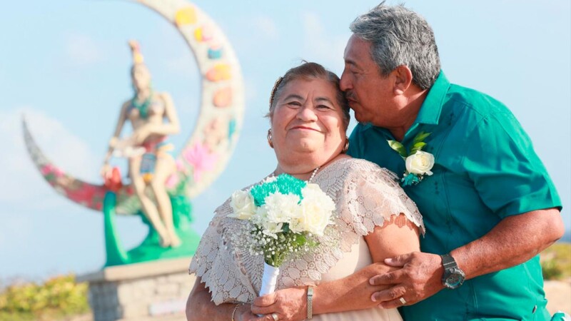 Gobierno de Isla Mujeres invita a las parejas a inscribirse en el programa de Bodas Colectivas