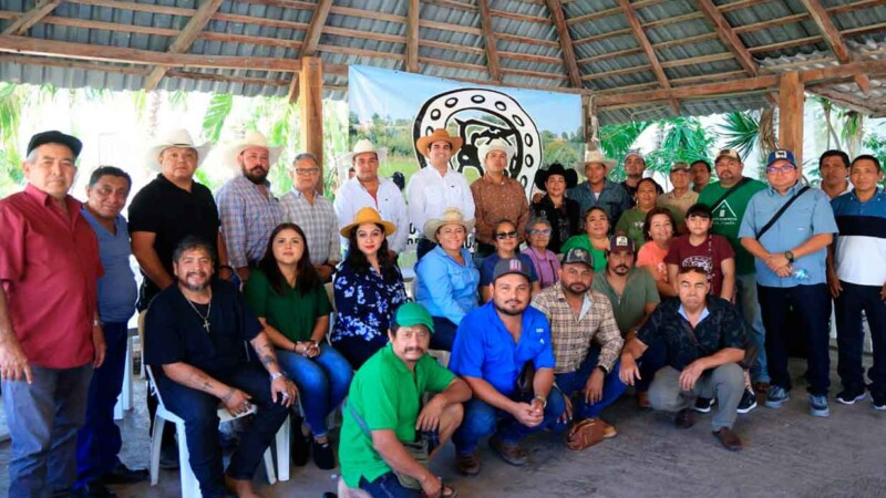 Gobierno Municipal refrenda su apoyo al sector ganadero de Isla Mujeres