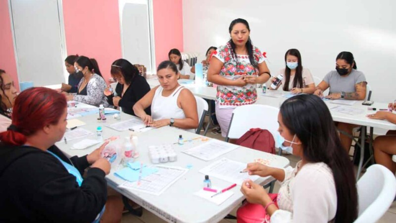 Gobierno Municipal impulsa el desarrollo integral de las mujeres a través de cursos de capacitación