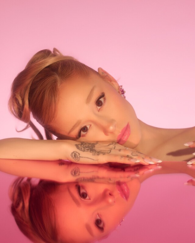 Ariana Grande transforma su divorcio en música con la versión extendida de Eternal Sunshine