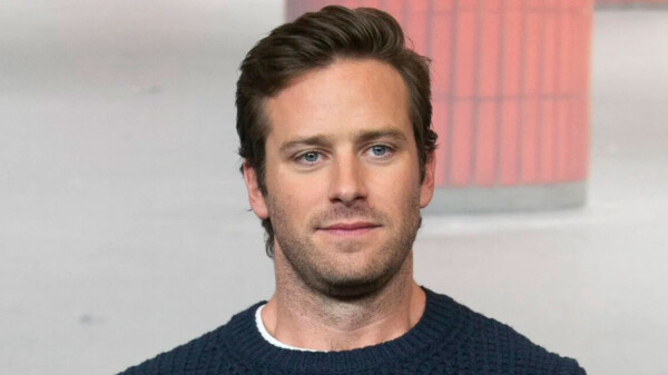 Armie Hammer retoma su carrera y revela experiencia con hombres