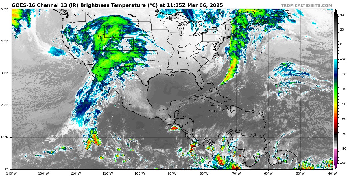 Pronóstico del clima en Quintana Roo para hoy jueves 6 de marzo 2025; cielo medio nublado con intervalos de chubascos en el estado y lluvias aisladas en Campeche.