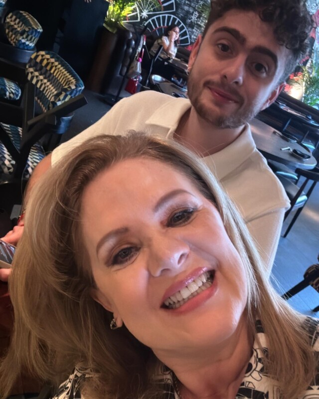 Erika Buenfil revela que vendió diademas para mantener a su hijo