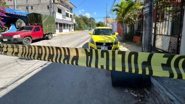 Pistoleros disparan contra un edificio en Playa del Carmen