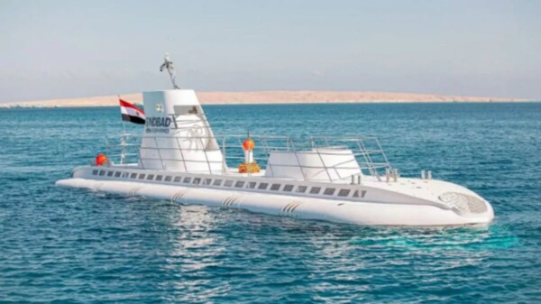 Deja seis muertos accidente de un submarino turístico en Egipto