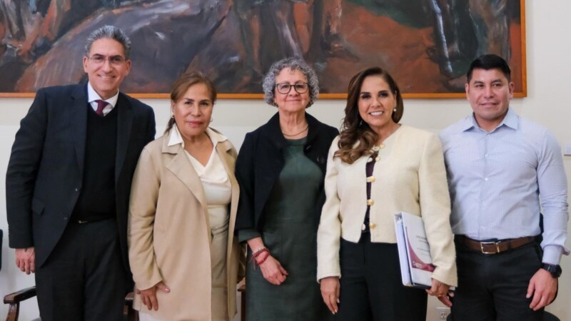 Revisa Mara Lezama proyectos de Quintana Roo con Bertha Gómez Castro, subsecretaria de Egresos de la SHCP