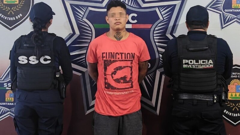 Detienen a sujeto con moto robada en la colonia Tres Reyes.