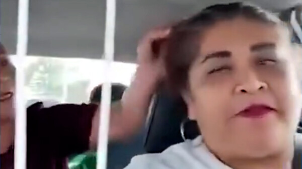 Mujer bautizada como "Lady taxímetro" agrede a mujer taxista en Tabasco