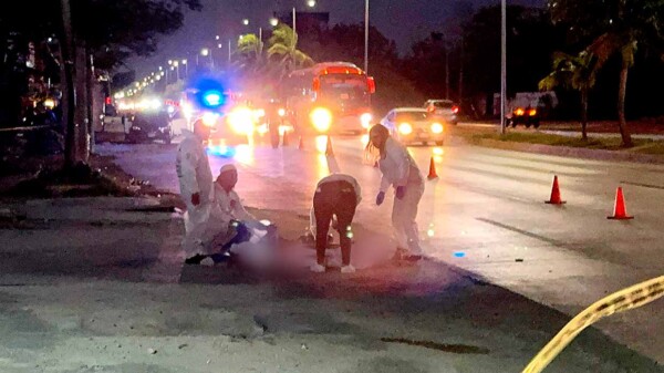 Joven es arrollado por automóvil "fantasma" en bulevar Colosio de Cancún