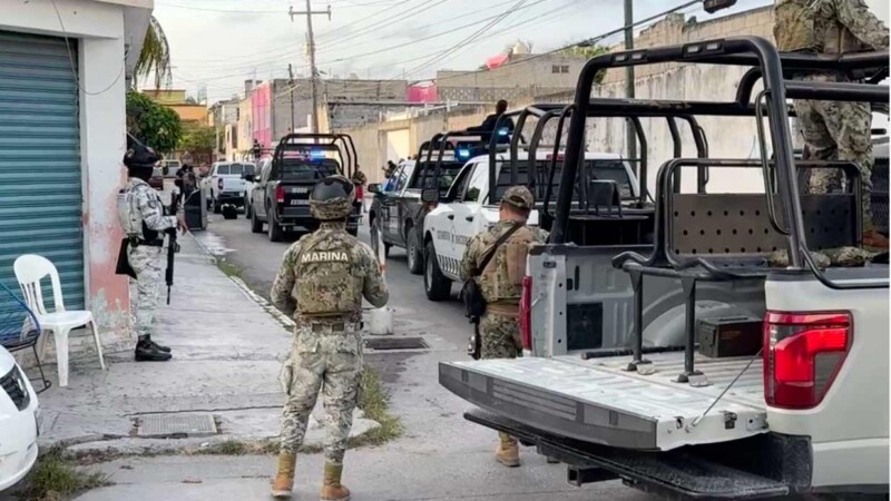 Autoridades aseguran drogas durante cateo en la SM 66 de Cancún