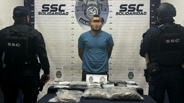 Detienen a sujeto con droga y armas en Playa del Carmen