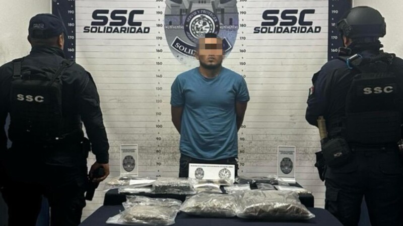 Detienen a sujeto con droga y armas en Playa del Carmen