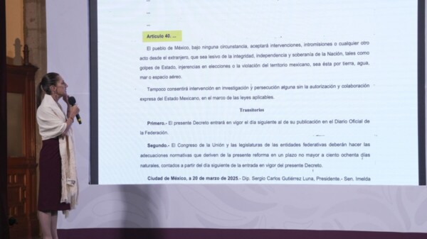 Caída de bolsas, sin riesgo por fortaleza de economía mexicana