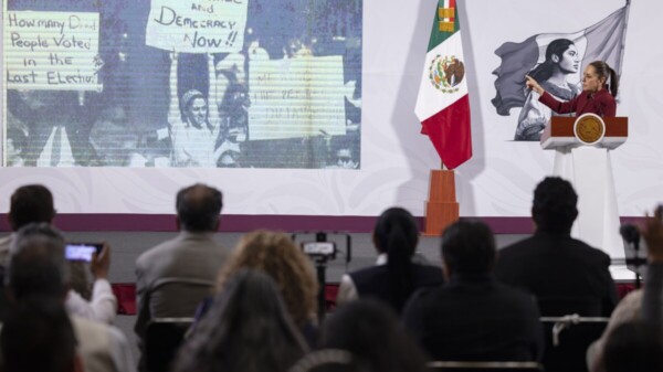 Desmiente Sheinbaum a la derecha, “dicen que estoy contra T-MEC”