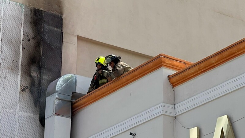 Explosión de tubería de gas en conocido restaurante de Cancún