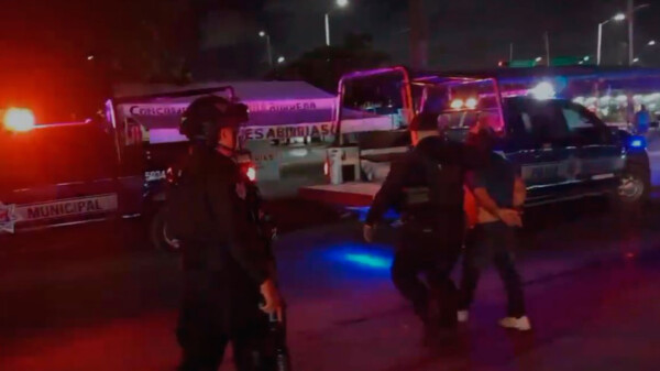 Detienen a un hombre por agredir a su pareja menor de edad en Cancún