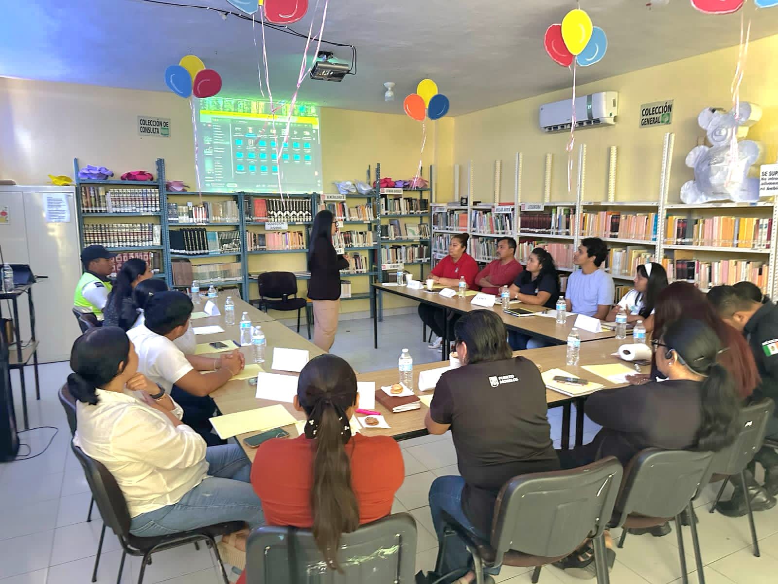 Fortalece gobierno municipal de Puerto Morelos la coordinación interna