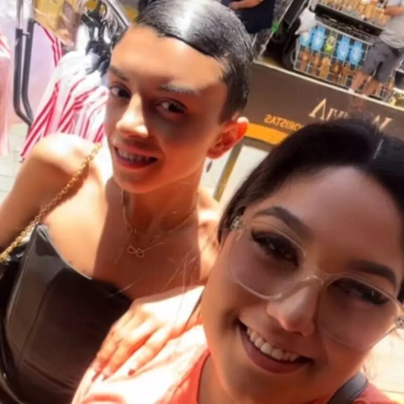 'La Venenito' decepciona a fan de Monterrey por querer cobrarle 200 pesos por foto