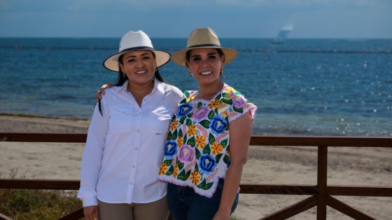 Recorren Mara Lezama y Blanca Merari accesos al mar completamente rehabilitados en Puerto Morelos para bienestar de familias visitantes